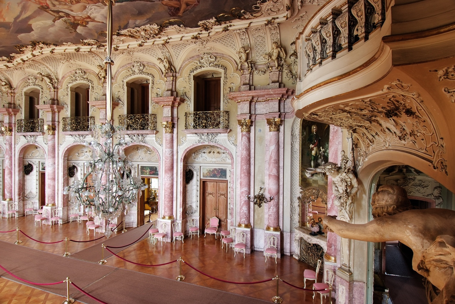 Schloss Bückeburg Hochzeit
 Schloss Bückeburg Ein Schmuckstück mit imposantem Mausoleum