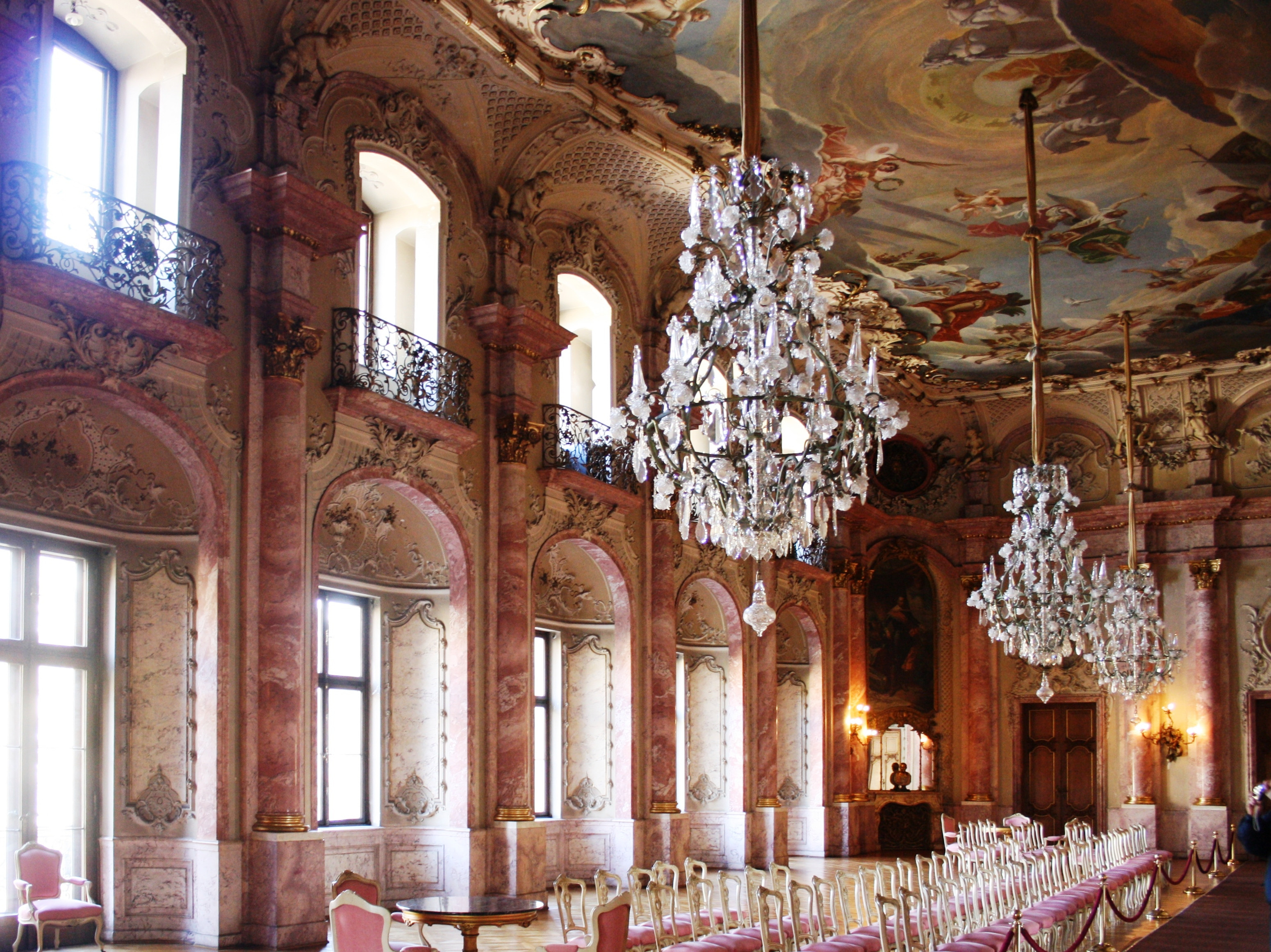 Schloss Bückeburg Hochzeit
 File Bueckeburg Schloss Saal Fest1 JPG Wikimedia mons