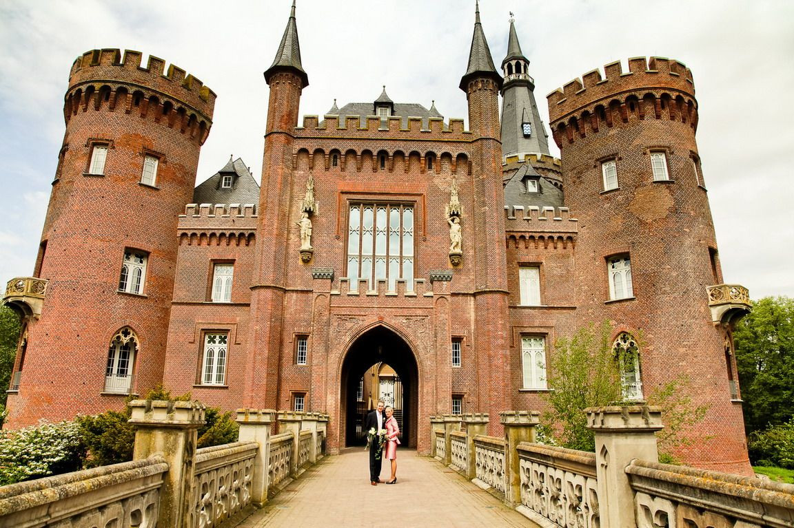 Schloss Hochzeit
 Heiraten im Schloss Moyland am Niederrhein