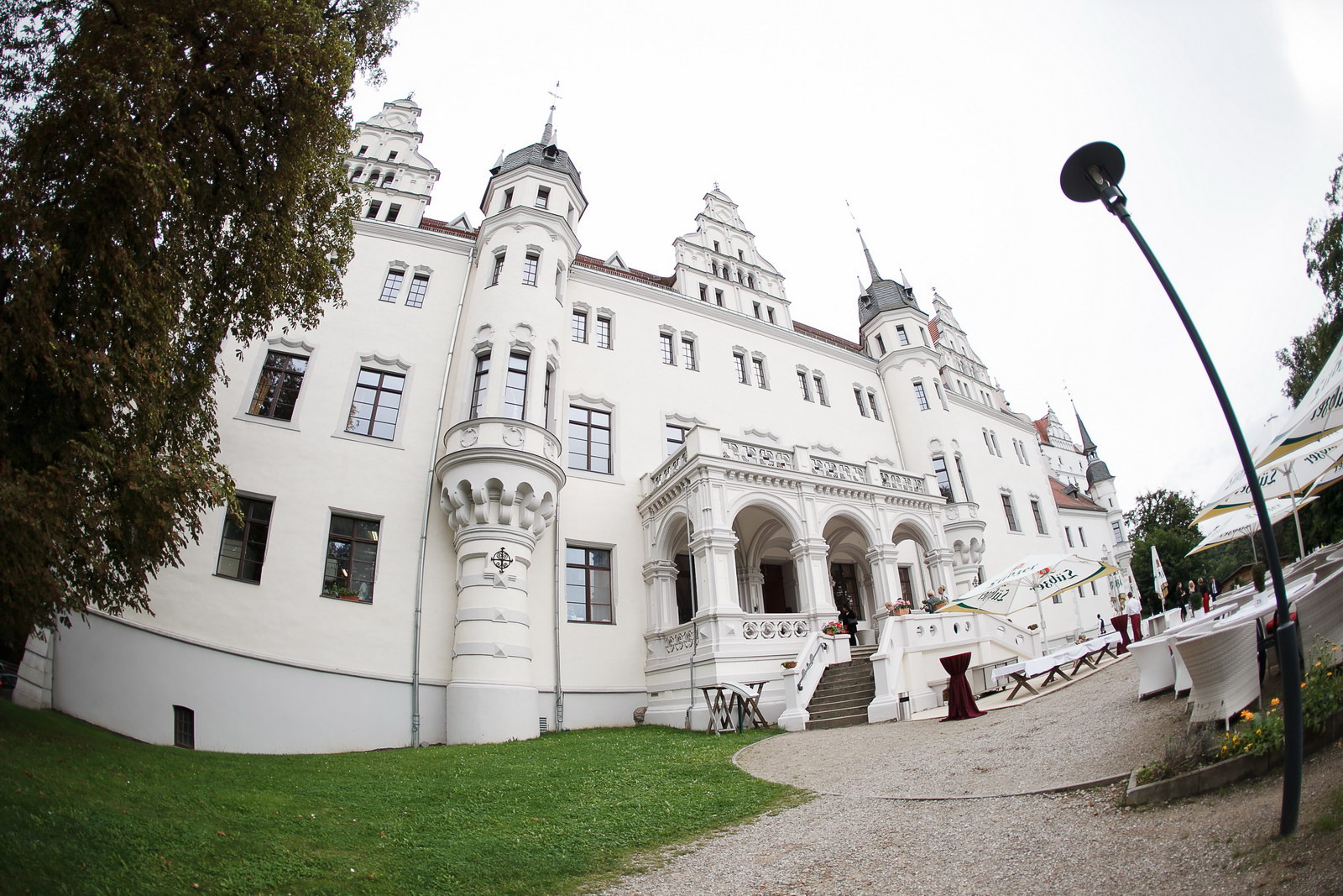 Schloss Hochzeit
 Romantische Schloss Hochzeit in Brandenburg