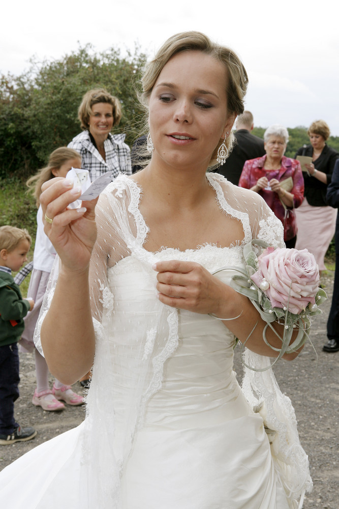 Schmetterlinge Hochzeit
 att Tauben Schmetterlinge Foto & Bild