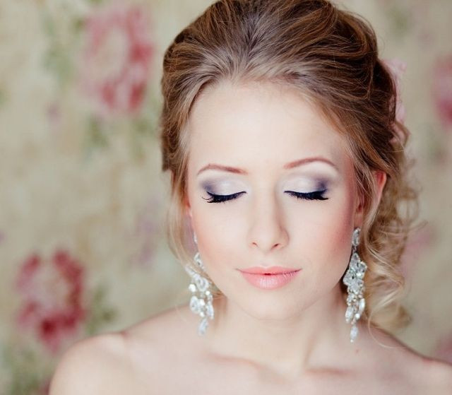 Schminken Hochzeit
 Ideen für Braut Looks anhaltend rote Wangen Smokey eyes