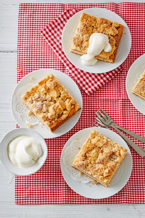 Schneller Kuchen
 Oma Marthas schneller Kuchen Rezept mit Bild von lila