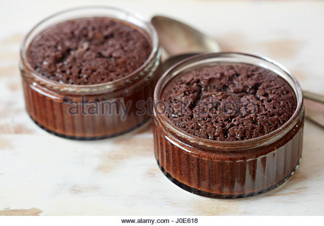 Schokoladenpudding Kuchen
 Gooey Stockfotos & Gooey Bilder Alamy