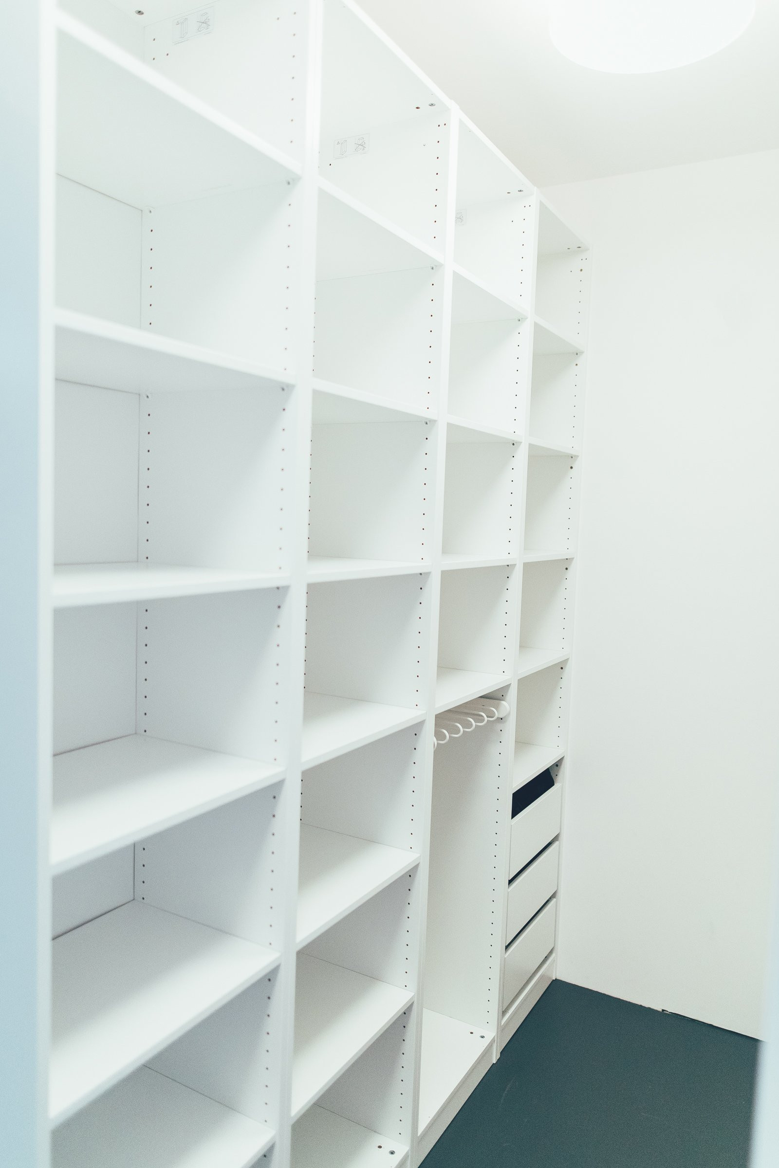 Schrank Ikea
 Der Blogger Traum Ein begehbarer Kleiderschrank