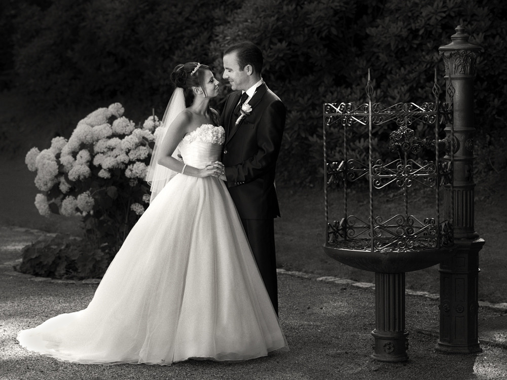 Schwarz Auf Hochzeit
 Anja & Matthias klassisch in Schwarz Weiss Foto & Bild