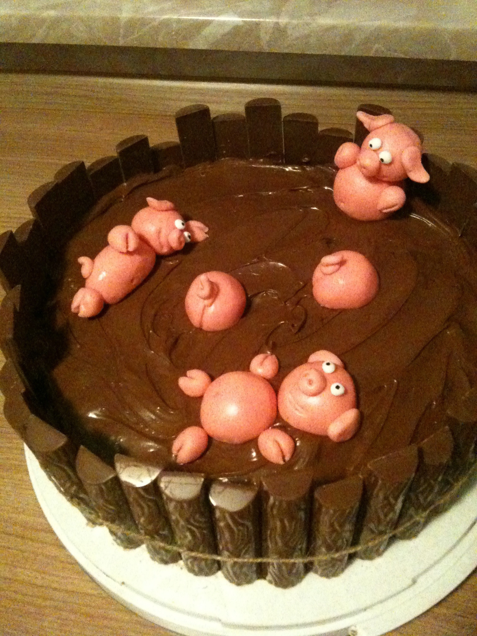 Schweine Kuchen
 Schweine im Schlamm Torte