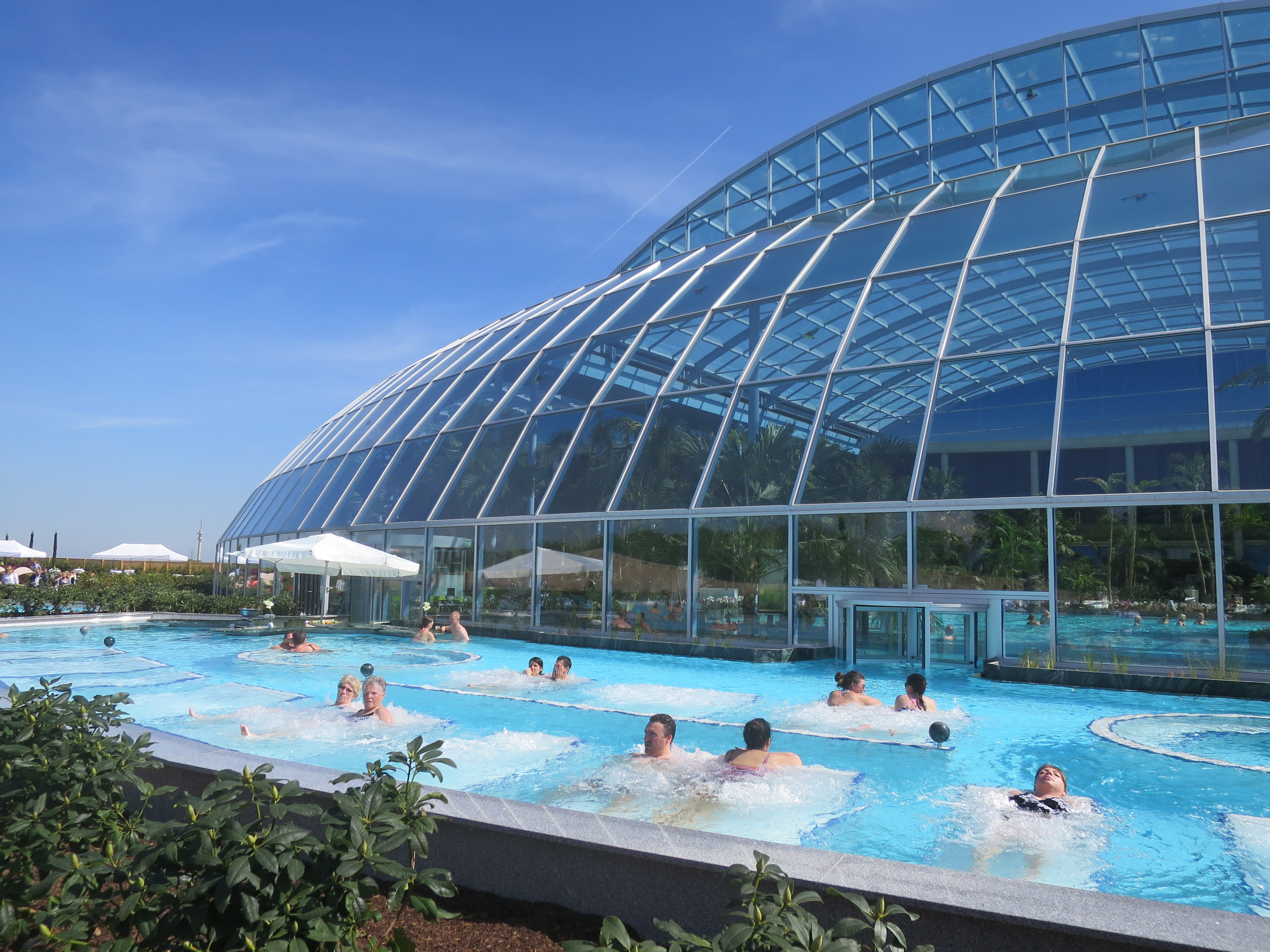 Schwimmbad In Euskirchen
 Südsee Para s in der Thermen & Badewelt Euskirchen