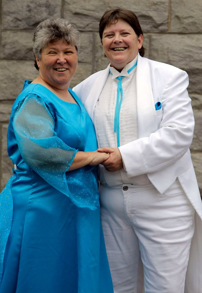 Schwule Hochzeit
 Hochzeit kurz nach Mitternacht Schwule heiraten in New