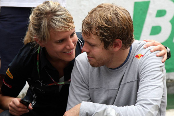 Sebastian Vettel Hochzeit
 Frau Roeske bitte zum Gate Die Kai Ebel Kolumne auf