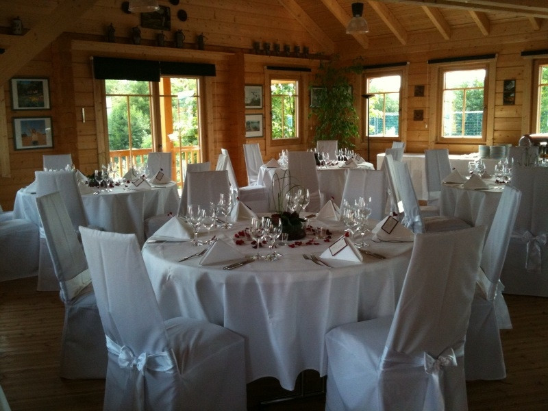 Seehotel Niedernberg Hochzeit
 Dorf am See Heimelige Gemütlichkeit beim Fondue im