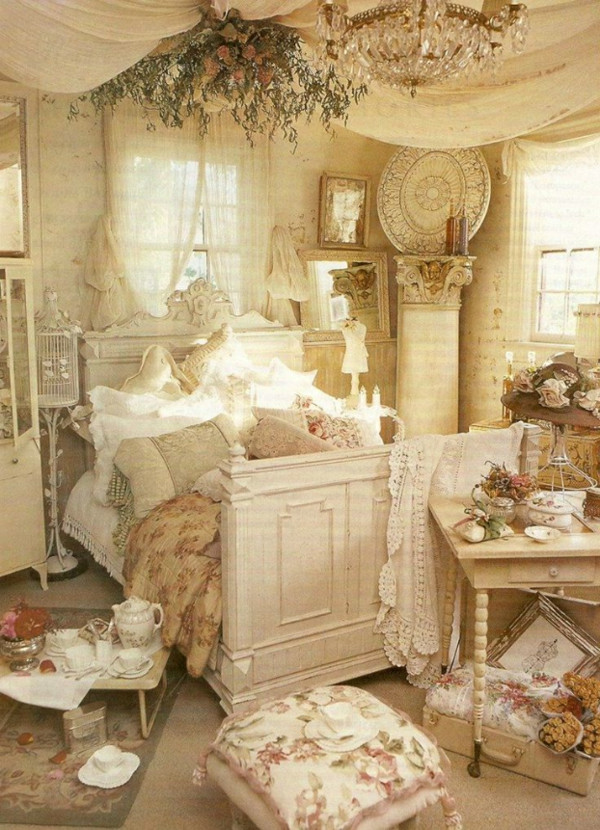 Shabby Chic Schlafzimmer
 Der Shabby Chic Stil kann einem den Atem rauben