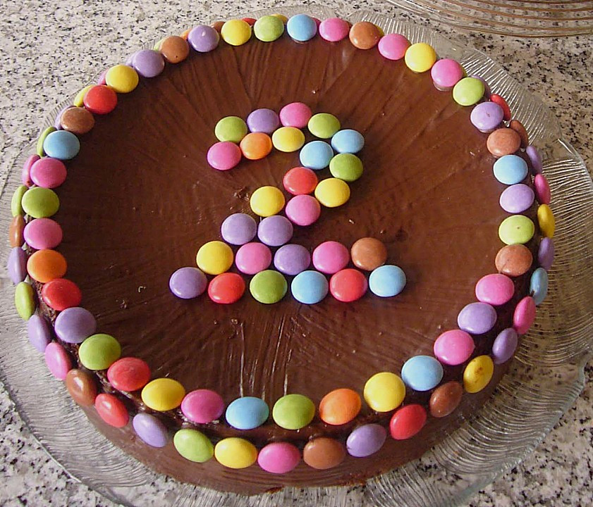 Smarties Kuchen
 Smarties Kuchen Rezept mit Bild von letta22