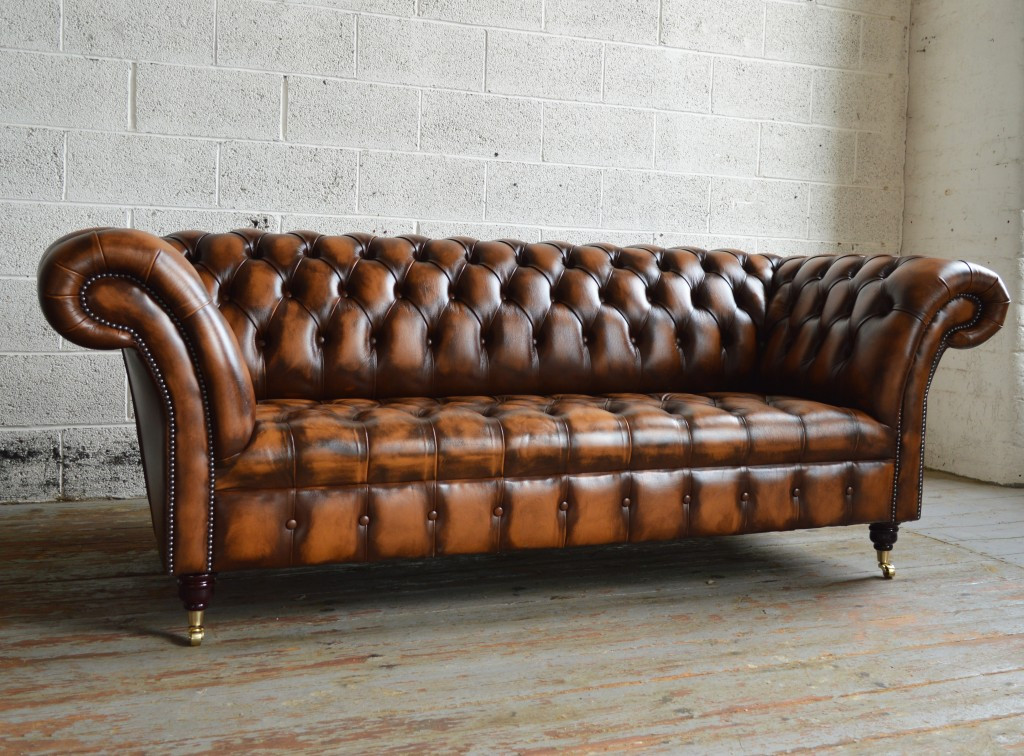 Sofa Chesterfield
 Antique Belmont Leather Chesterfield Sofa