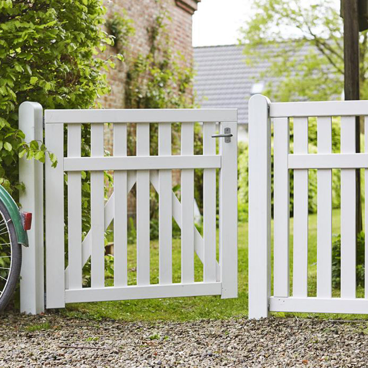 Sondernutzungsrecht Garten Zaun
 Gartenzaun Holz Country weiß