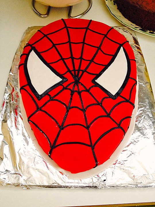 Spiderman Kuchen
 Lettas Spiderman Motivtorte von letta22