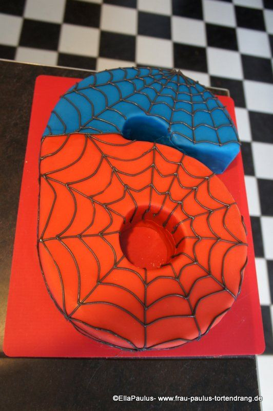 Spiderman Kuchen
 Die besten 25 Spiderman torte Ideen auf Pinterest