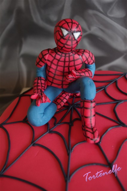 Spiderman Kuchen
 Tortenelfes Blog Backe backe Kuchen Spiderman