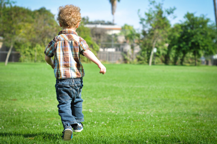 Spiele Im Garten
 Kinderspiele Draussen