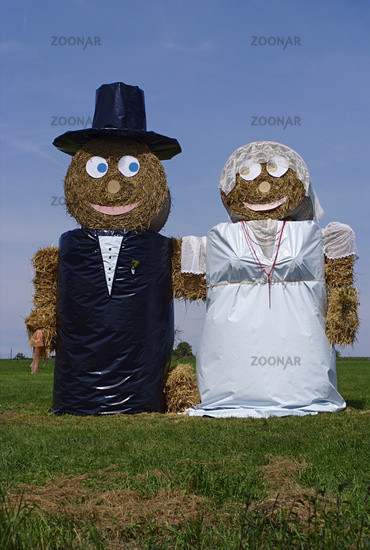 Strohpuppen Hochzeit
 Strohpuppen Hochzeit