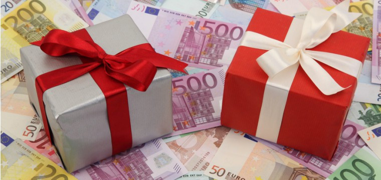 Studenten Geschenke
 Gratis Geschenke Bis zu 800 € Bargeld und Kostenloses