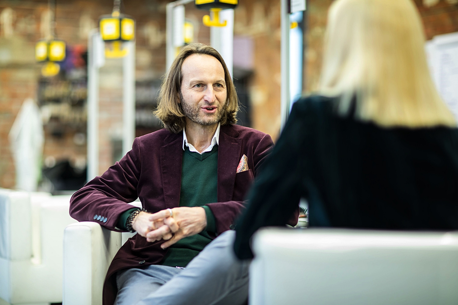 Sven Hentschel Frisuren
 Eine Zugfahrt mit Sven Hentschel von Hair by Hentschel im