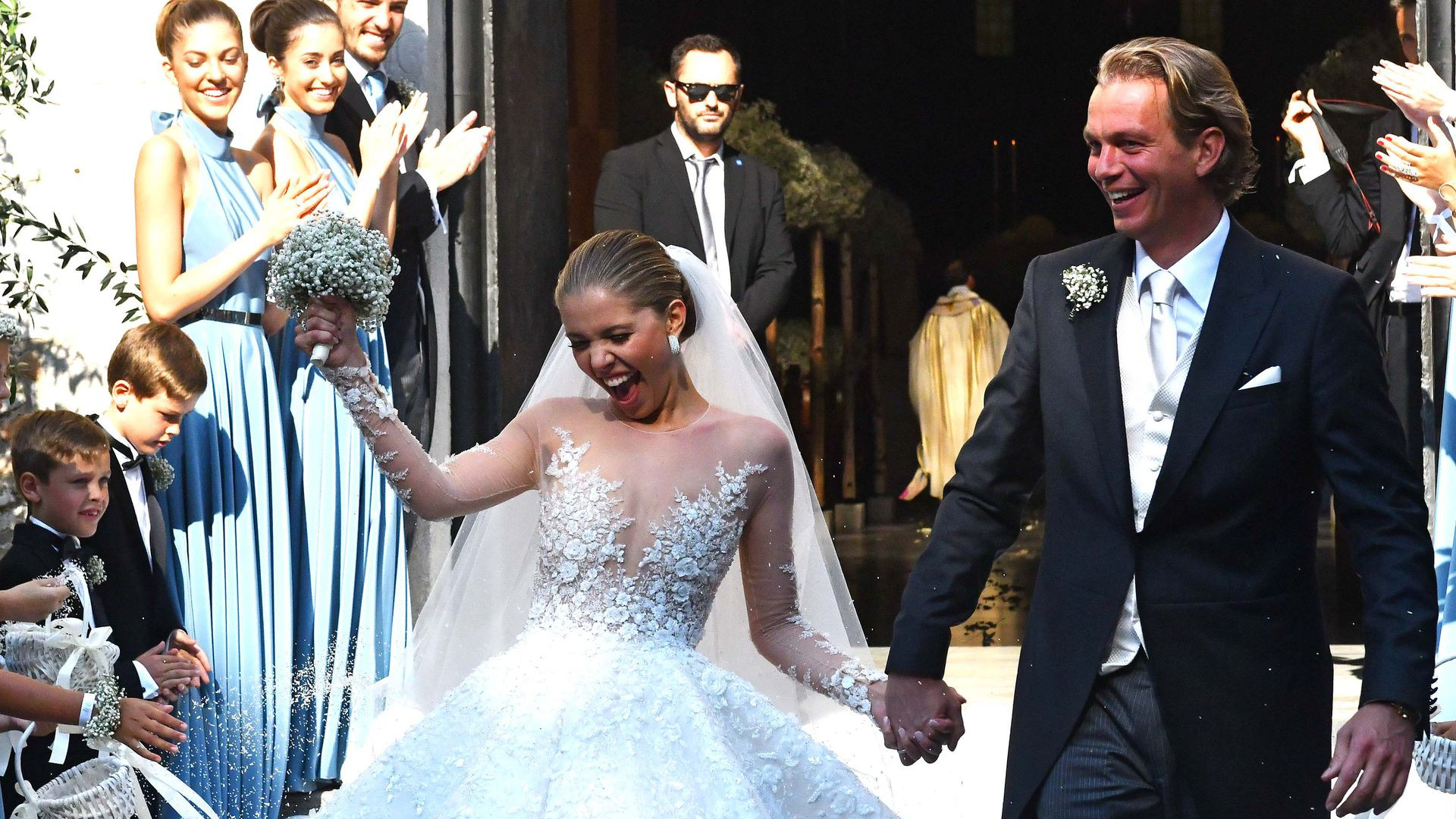 Swarovski Hochzeitskleid
 17 Jahre Vicky Swarovski ist Alters Unterschied in Ehe