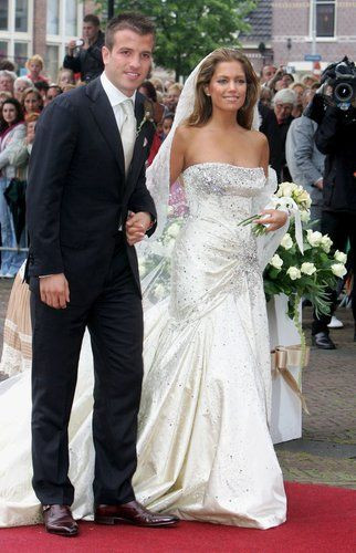 Sylvie Meis Hochzeit
 2005 feierten Sylvie und Rafael van der Vaart Hochzeit