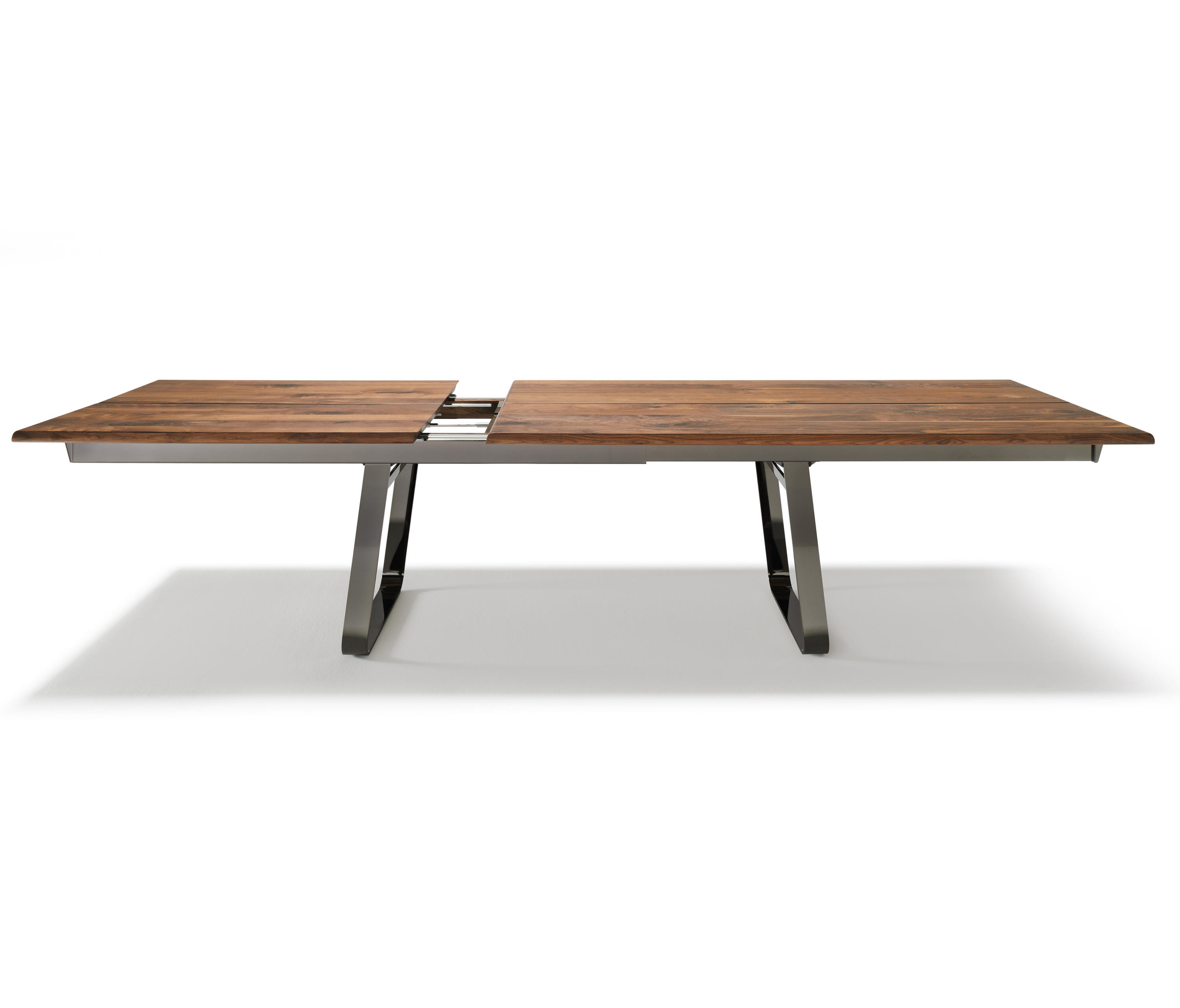 Team 7 Tisch
 NOX EXTENSION TABLE Dining tables from TEAM 7