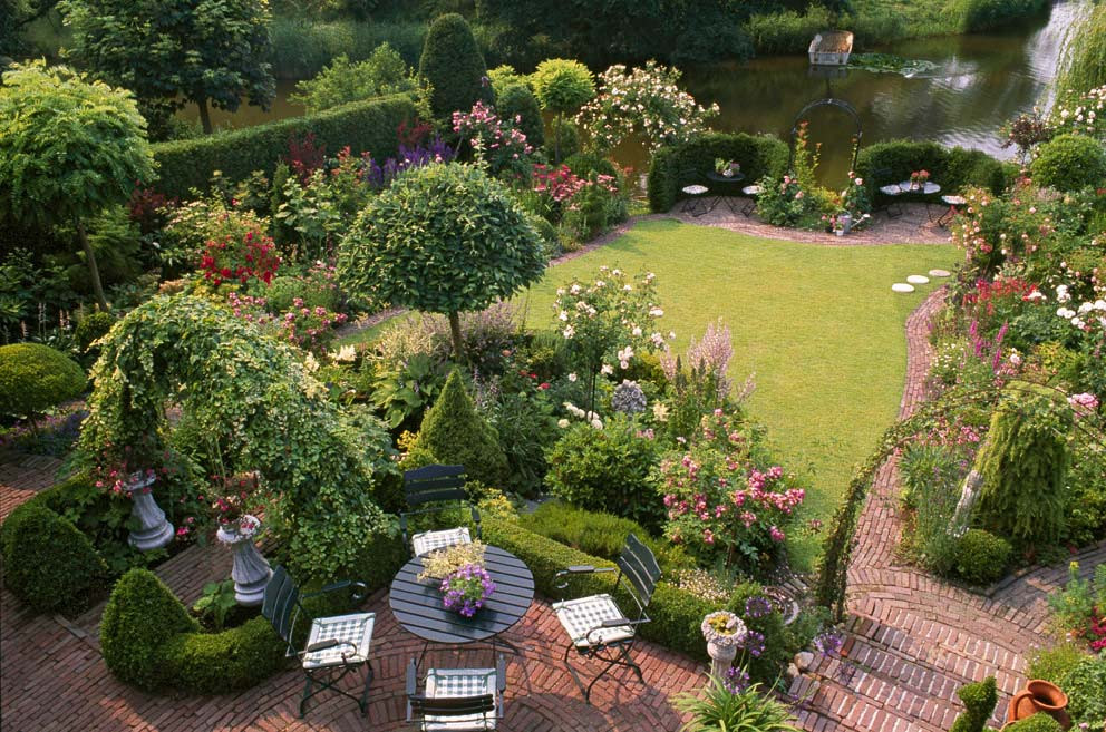 Terrasse Englisch
 Gartenstile von Stadtgarten bis englischer Garten