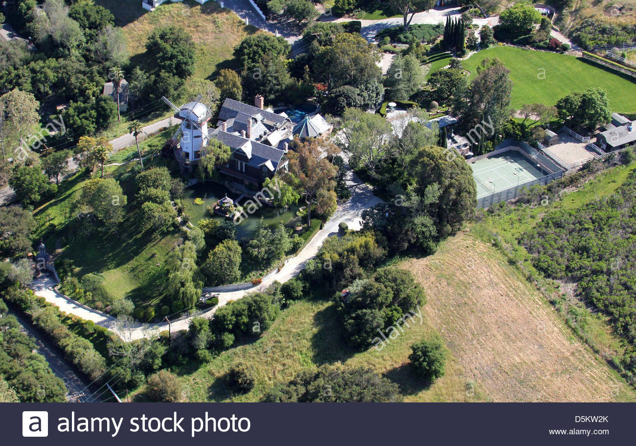 Thomas Gottschalk Haus
 Aerial view of Thomas Gottschalk s windmill and home in