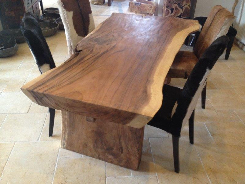 Tisch Massivholz
 Tisch aus Massivholz "Soar" 200 x 100 cm Der Tischonkel