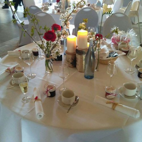 Tischdeko Runder Tisch Hochzeit
 Tischdeko Hochzeit Runder Tisch Best Mustertische Und