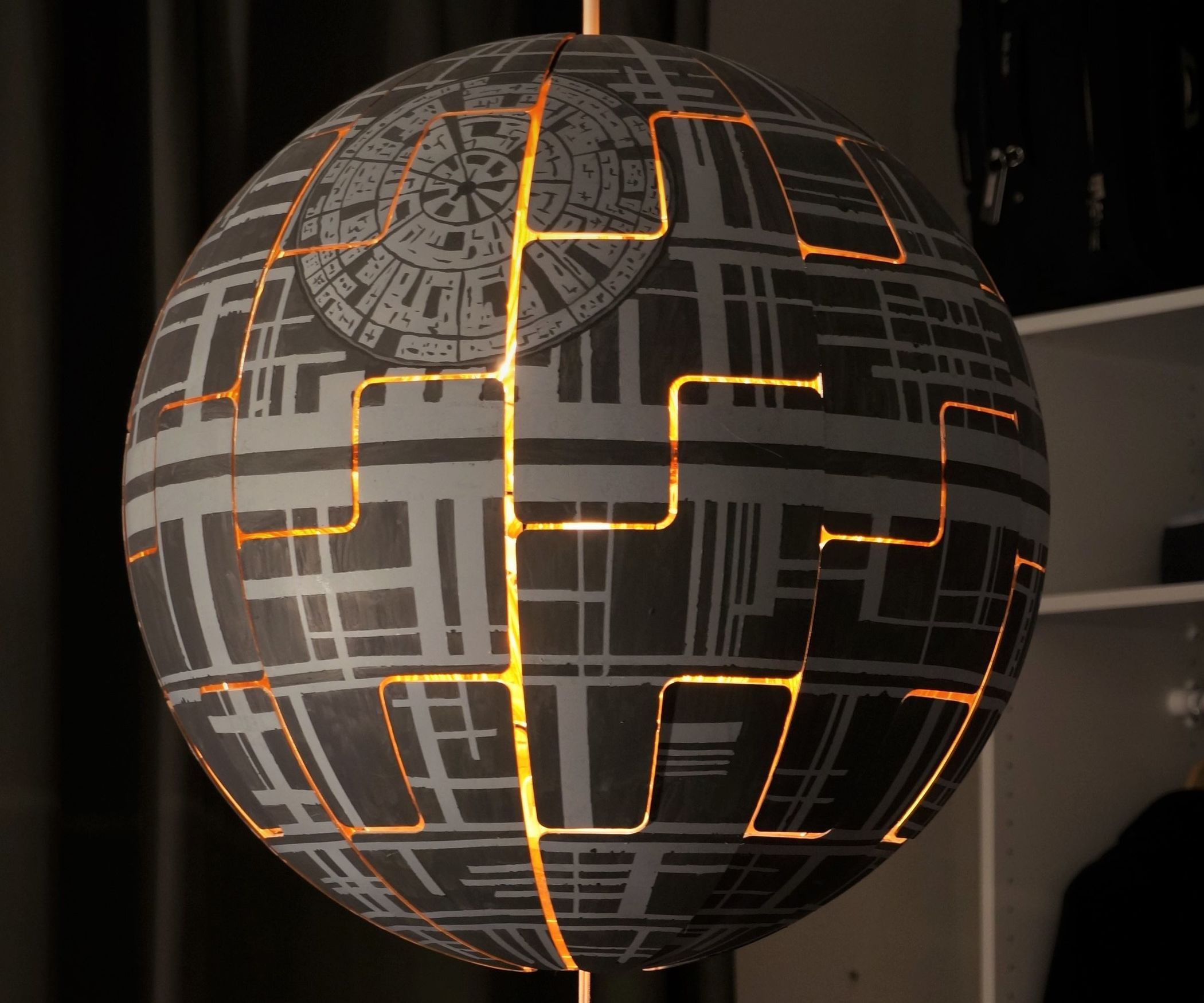 Todesstern Lampe
 IKEA PS 2014 Death Star Lamp 4 Steps with