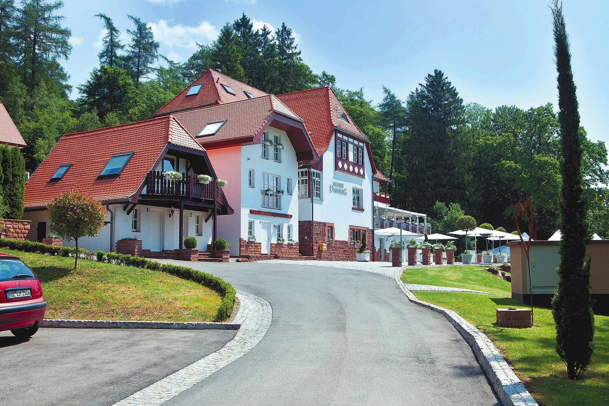 Toni Kroos Hochzeit
 Hoher Darsberg Hier heiratet heute Weltmeister Toni Kroos