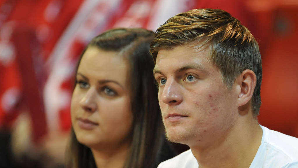 Toni Kroos Hochzeit
 Neckarsteinach Fußballer Toni Kroos heiratet seine