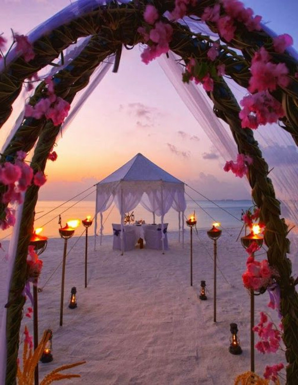 Traum Hochzeit
 Hochzeit am Strand ein romantischer Traum Archzine