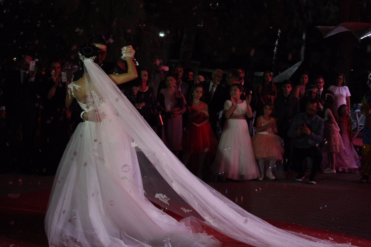 Türkisch Hochzeit
 Hochzeit auf Türkisch Ein Einblick in wichtigsten Rituale