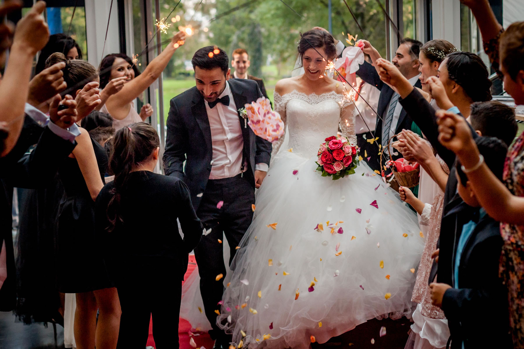 Türkische Hochzeit
 Türkische Hochzeit in Mönchengladbach und Wegberg