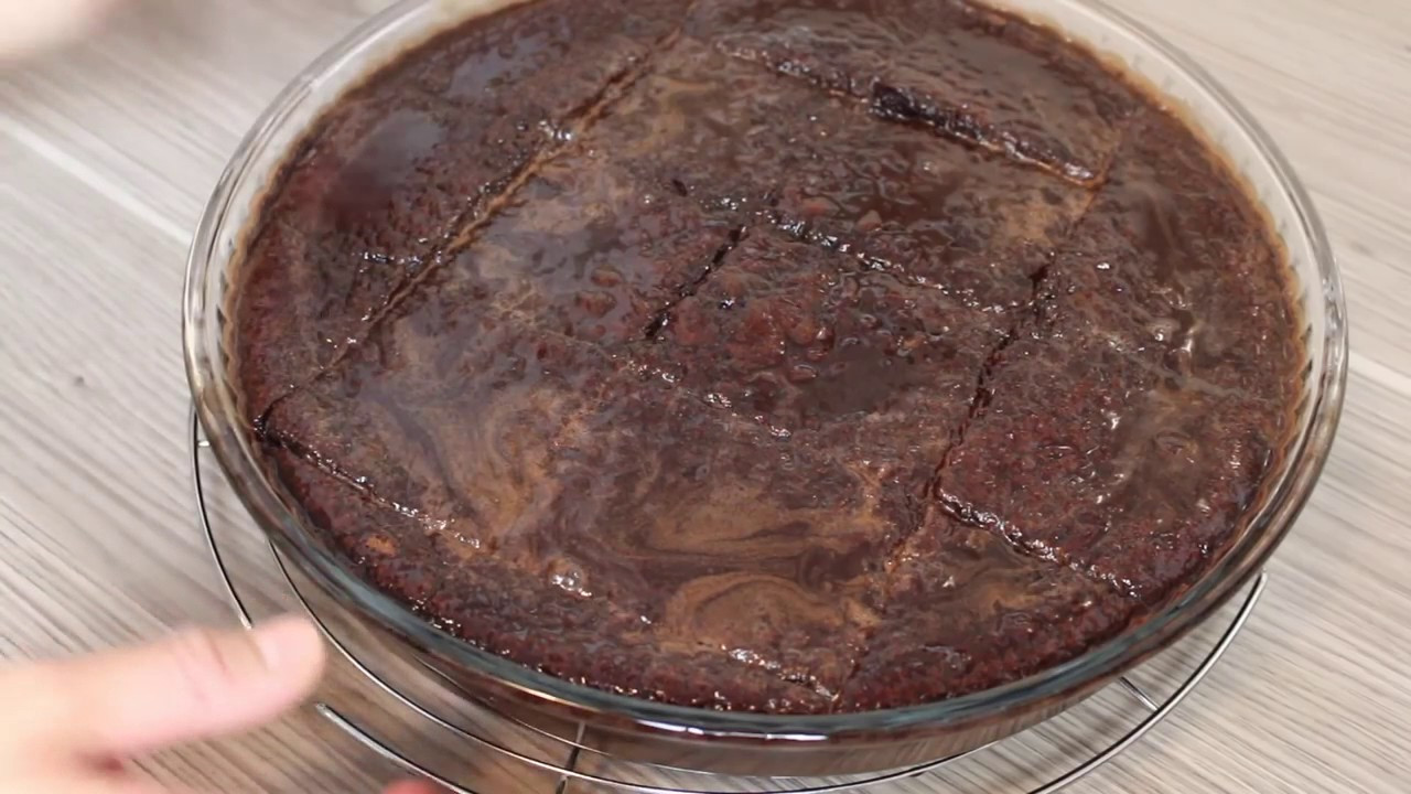 Türkischer Kuchen
 Schokoladiger nasser Kuchen türkischer Brownie islak