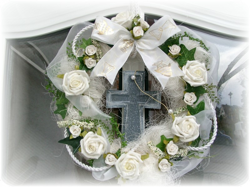 Türschmuck Hochzeit
 Türkranz Kreuz Weiß Rosen Kranz Kommunion Konfirmation