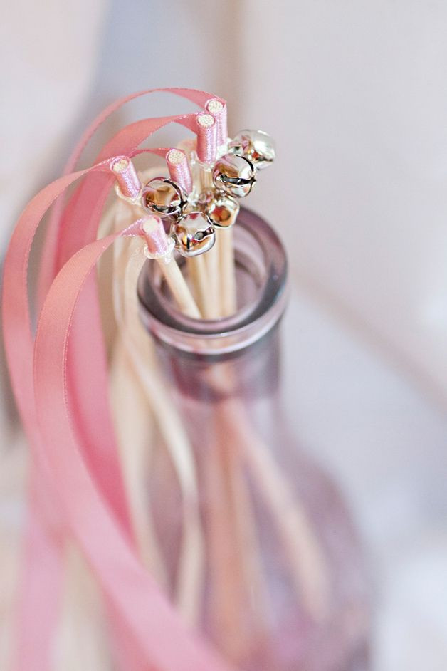 Überraschung Hochzeit
 Die Wedding Wands sind das neueste Accessoires auf