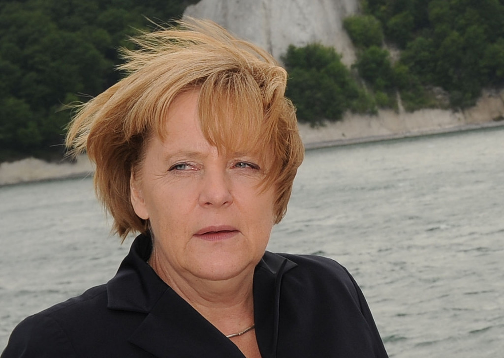 Udo Walz Frisuren
 Angela Merkel bei Udo Walz Kanzlerinnen Frisur ER