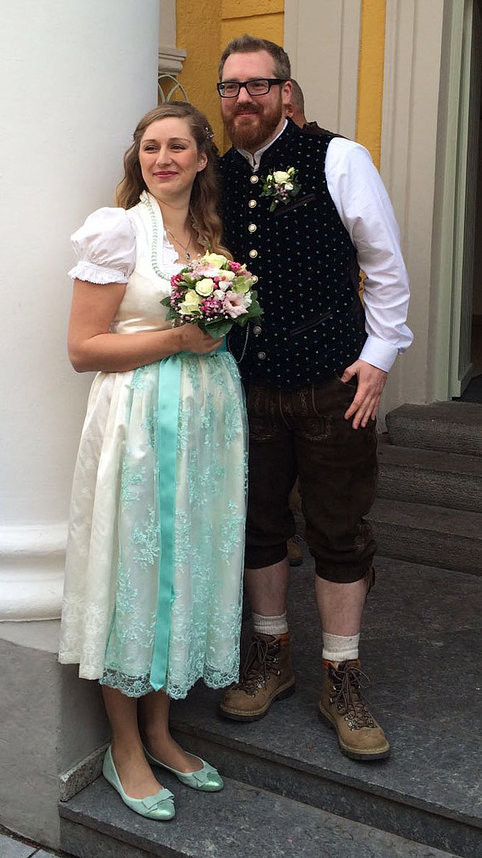 Umstandsdirndl Hochzeit
 mei dirndl