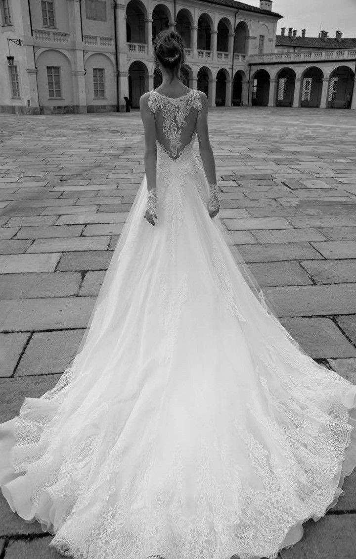 Unterwäsche Hochzeitskleid
 Alessandra Rinaudo Wedding Dresses 2016