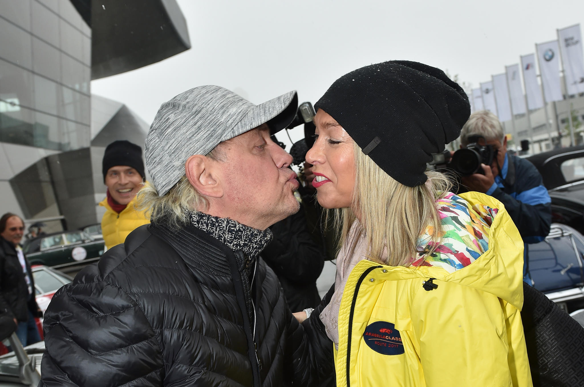 Uwe Ochsenknecht Hochzeit
 Uwe Ochsenknecht Hochzeit noch in sem Jahr