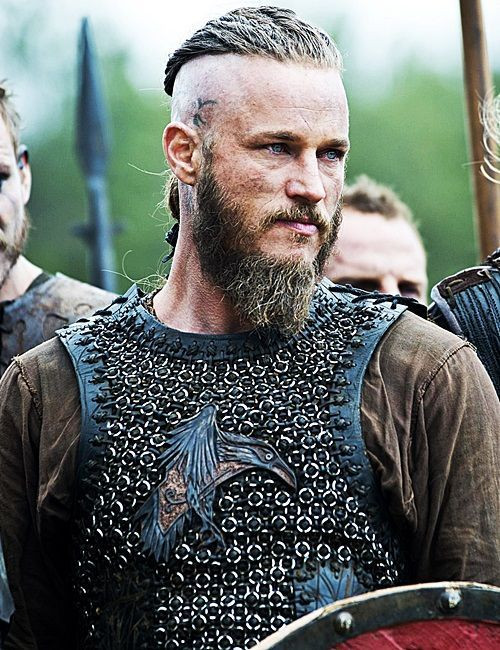 Vikings Frisuren Männer
 Ragnar Lothbrok Vikings Brusca Travis Travis Ragnar