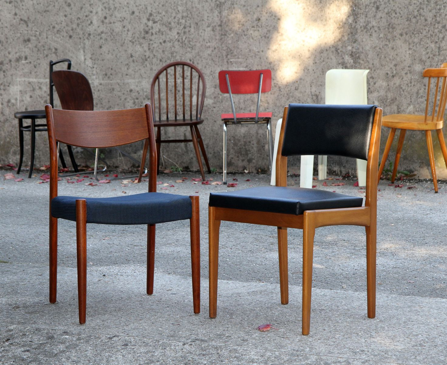 Vintage Stühle
 Vintage Stühle 8er Set bei Pamono kaufen