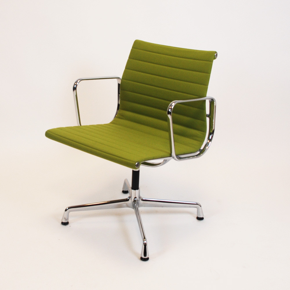 Vitra Stuhl
 EA 108 Stuhl von Vitra Design gebraucht