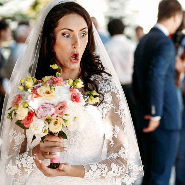 Was Zieht Man Auf Einer Hochzeit An
 Kleidungsstücke man als Hochzeitsgast niemals tragen